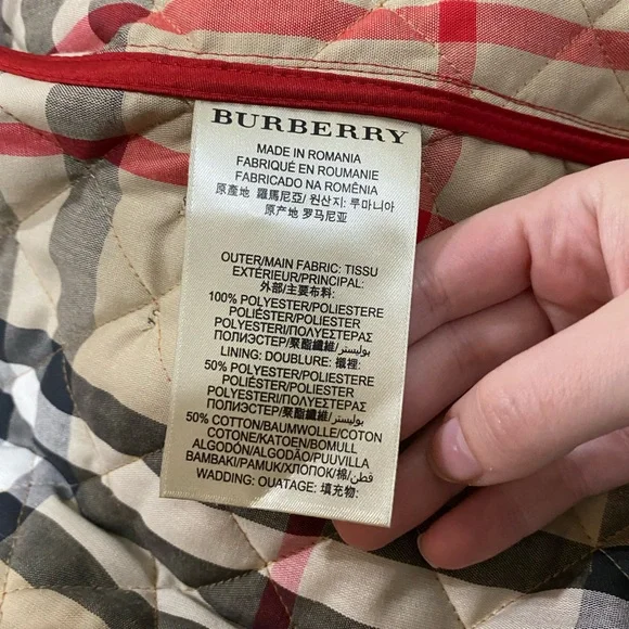 Burberry Brit Copford Red Quilted Button Jacket Size Medium - Picture 7 of 15